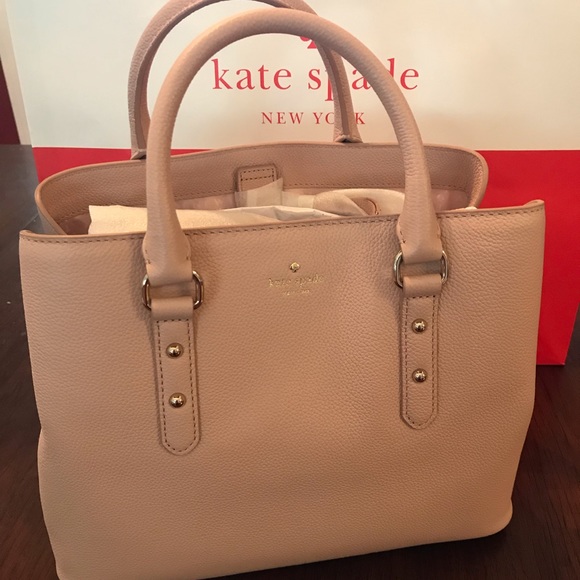 kate spade Handbags - Kate Spade Larchmont Avenue Bag
